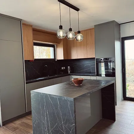 Aurora Noir Retreat Nyaraló *